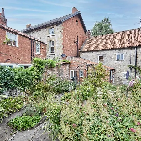 Holiday home Host & - Sixpence