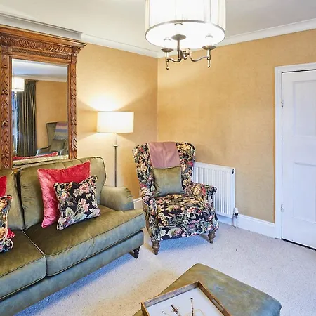 Holiday home Host & - Sixpence